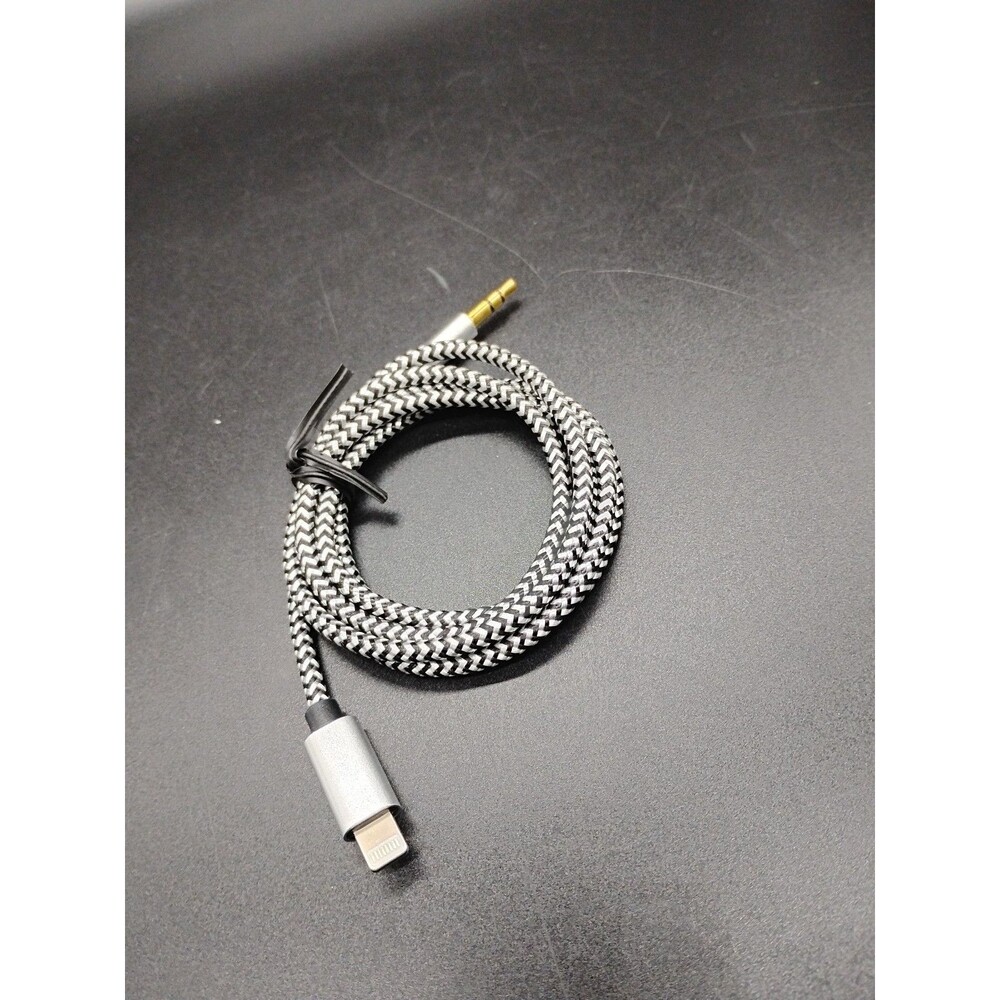 iPhone to 3.5 Aux Audio Cable Headphone Jack Adapter For iPhone 14 13 12 11 XS X